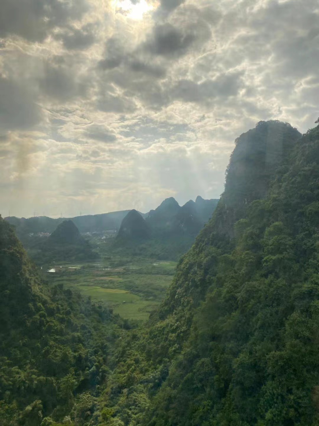 如意峰游玩，天气适宜，外出旅游每天心情都好好8585 作者:孤鲸 帖子ID:112485 