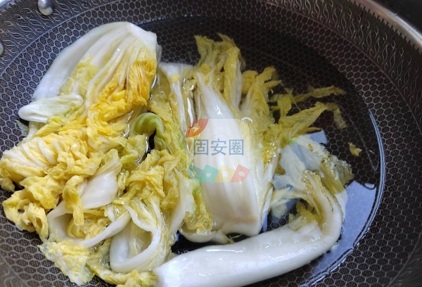 折腾白菜，孩子一直想吃韩国拌饭店的辣白菜，我想着试着做一点4277 作者:前途无量 帖子ID:173698 