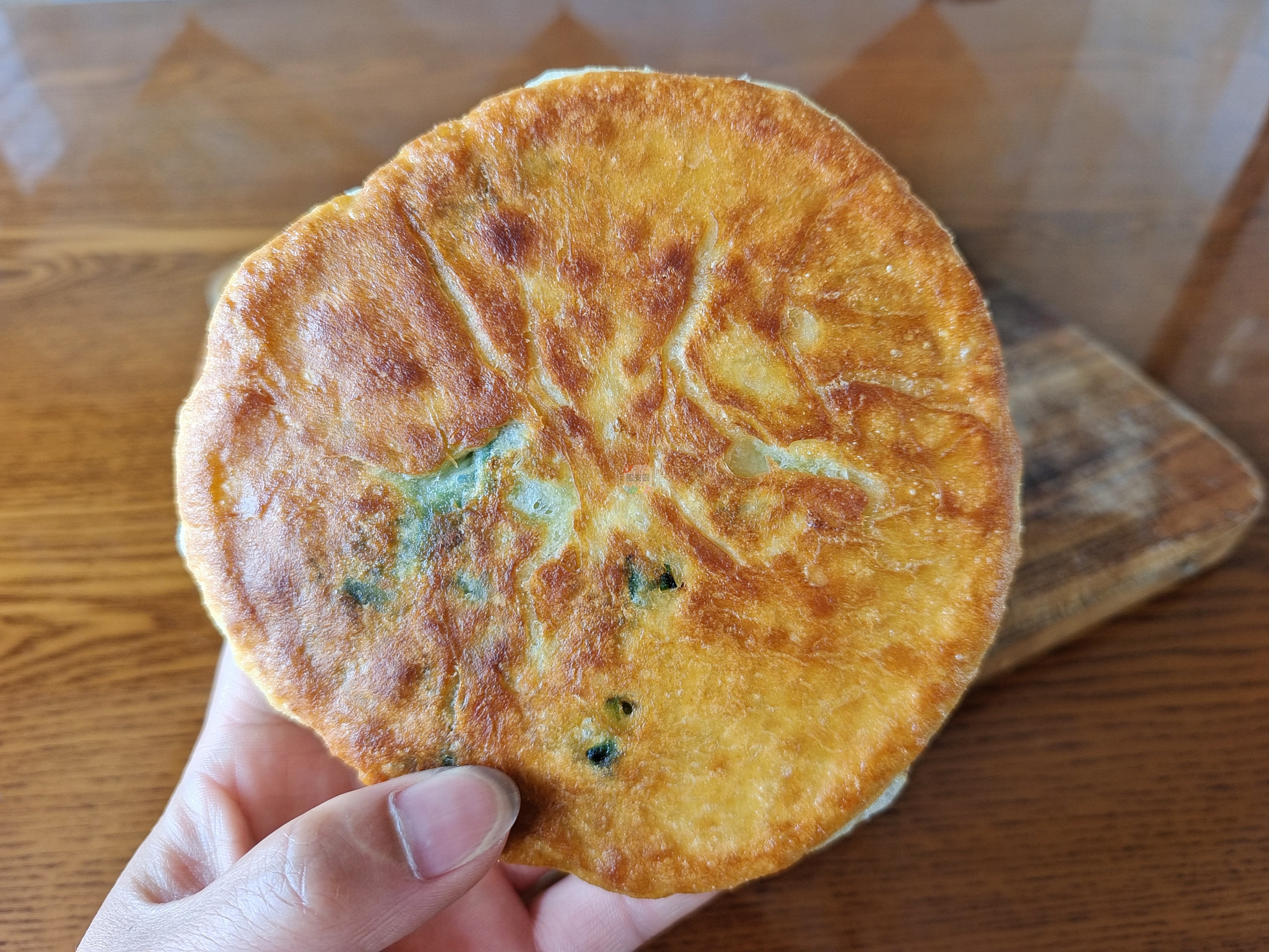 第一次做发面韭菜鸡蛋馅饼！馅料味道调得没话说，下次在面皮上再下点功夫就更香了！501 作者:蜂言蜂语 帖子ID:183645 第一,第一次,一次,发面,韭菜