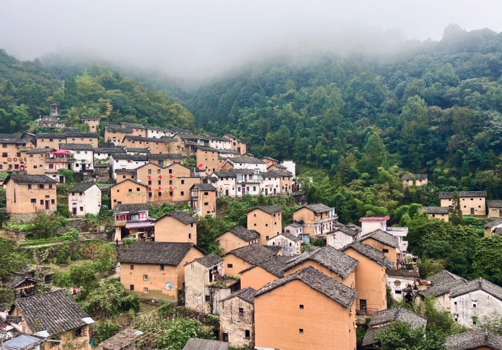 【7天国庆假期打卡】第6天，从阳产土楼到新安江山水画廊，村子里大部分都是民宿4514 作者:我就婷听 帖子ID:252287 国庆,假期,打卡,从阳,土楼