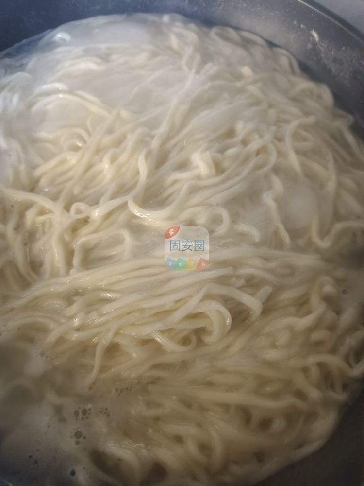 【今天吃什么】炸酱面简单而好吃9456 作者:随缘888 帖子ID:142457 今天,今天吃什么,什么,炸酱面,简单